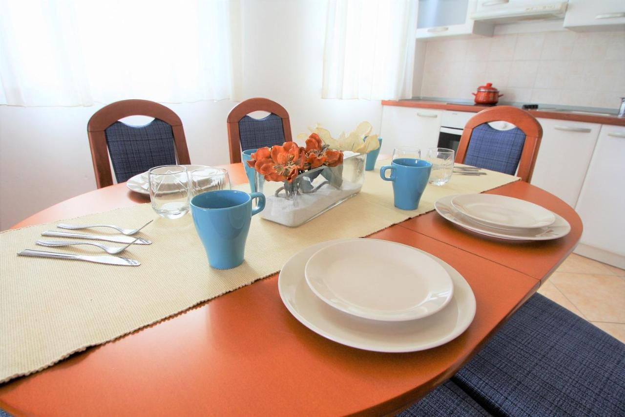 Apartment Mendikovic 포레치 외부 사진