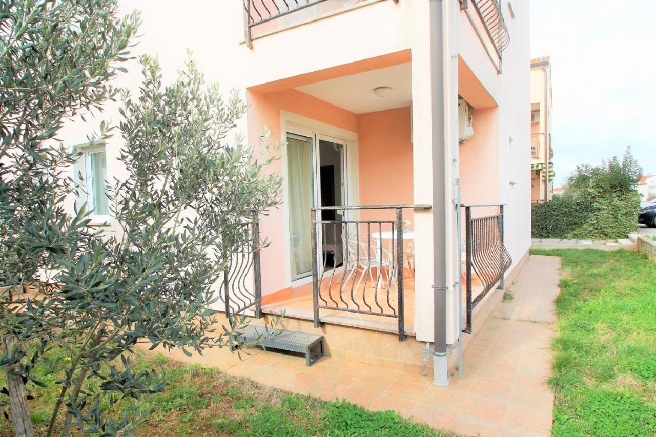 Apartment Mendikovic 포레치 외부 사진